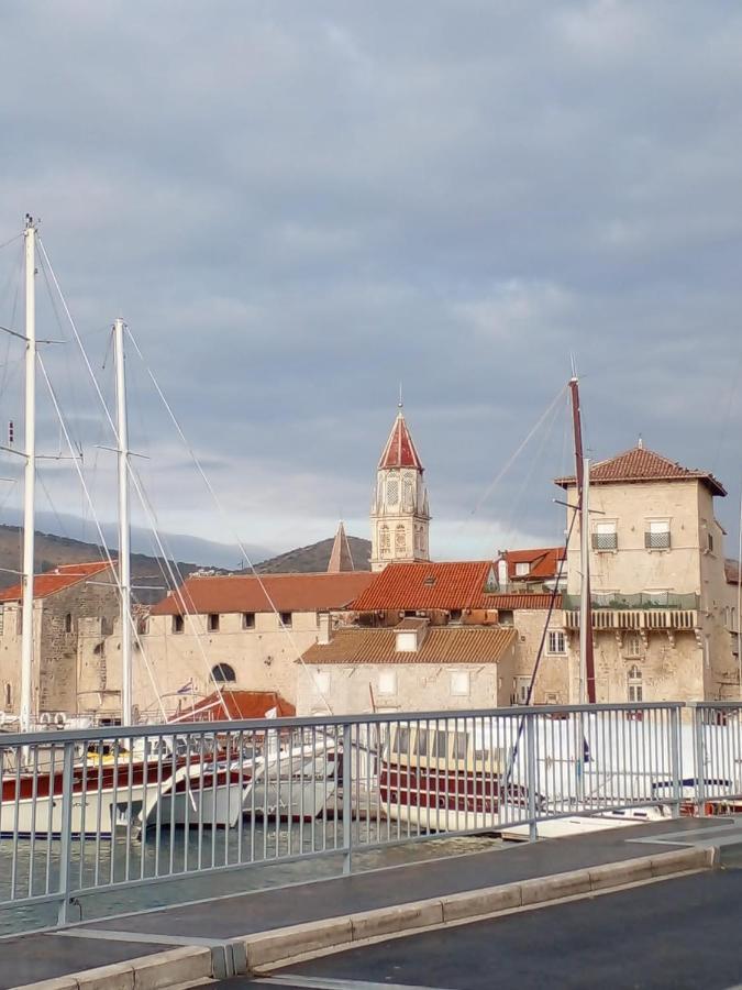 Apartmani Ivan Trogir Exteriér fotografie
